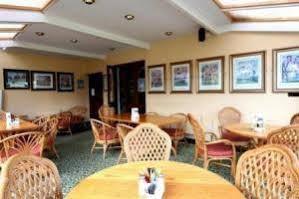 Connemara Gateway Hotel 乌克特拉德 外观 照片
